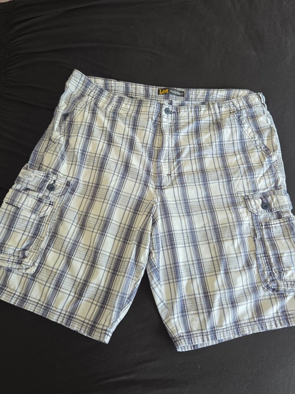 3/$15 ✨Lee Men's Plaid Cargo Shorts Size 42 Blue White 100% Cotton Utility